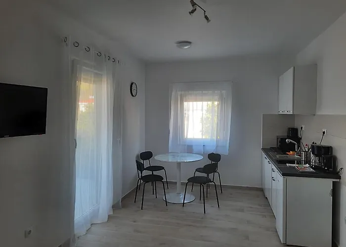 Apartments Matkovic